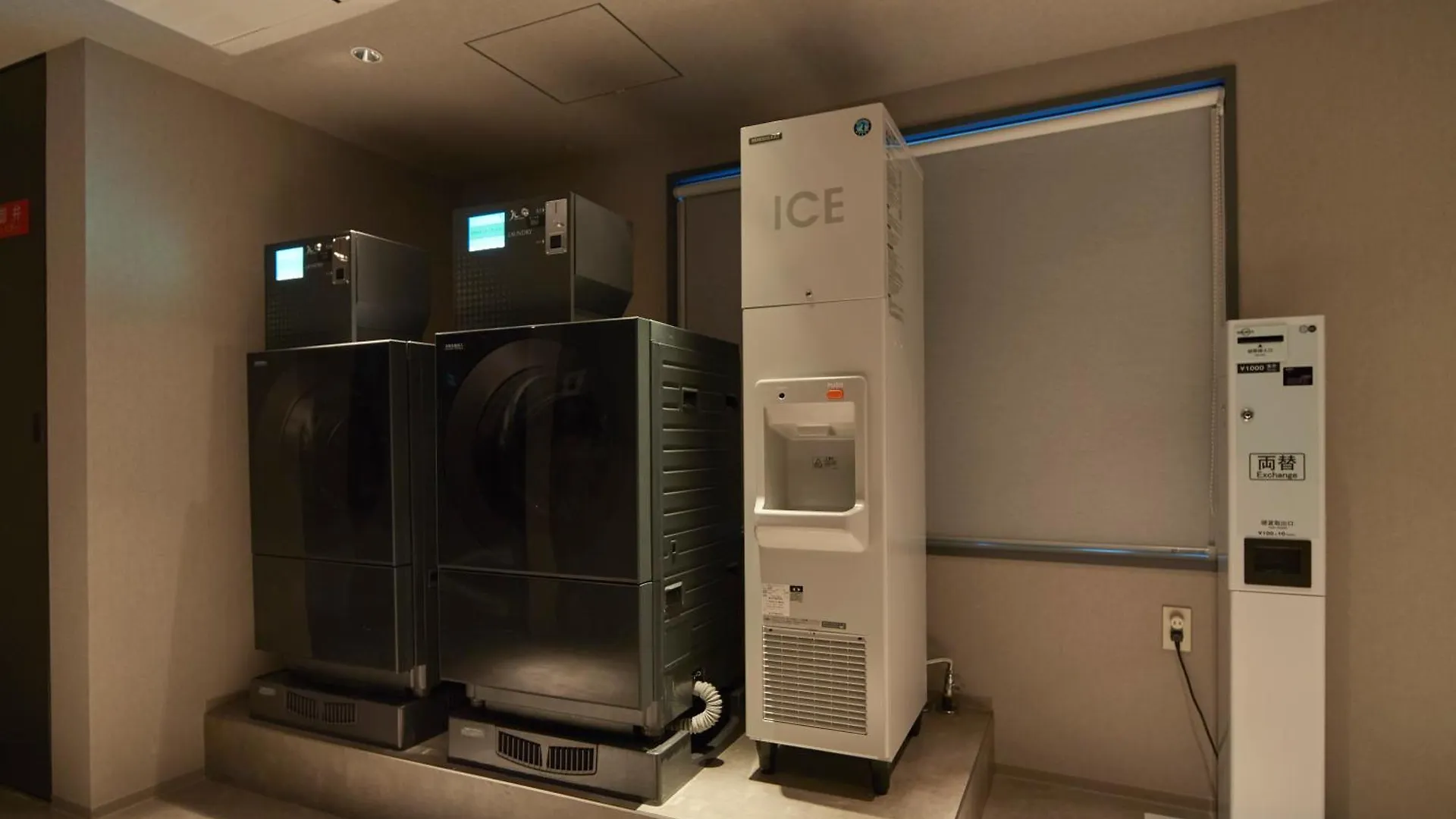 Tones Osaka Hotell