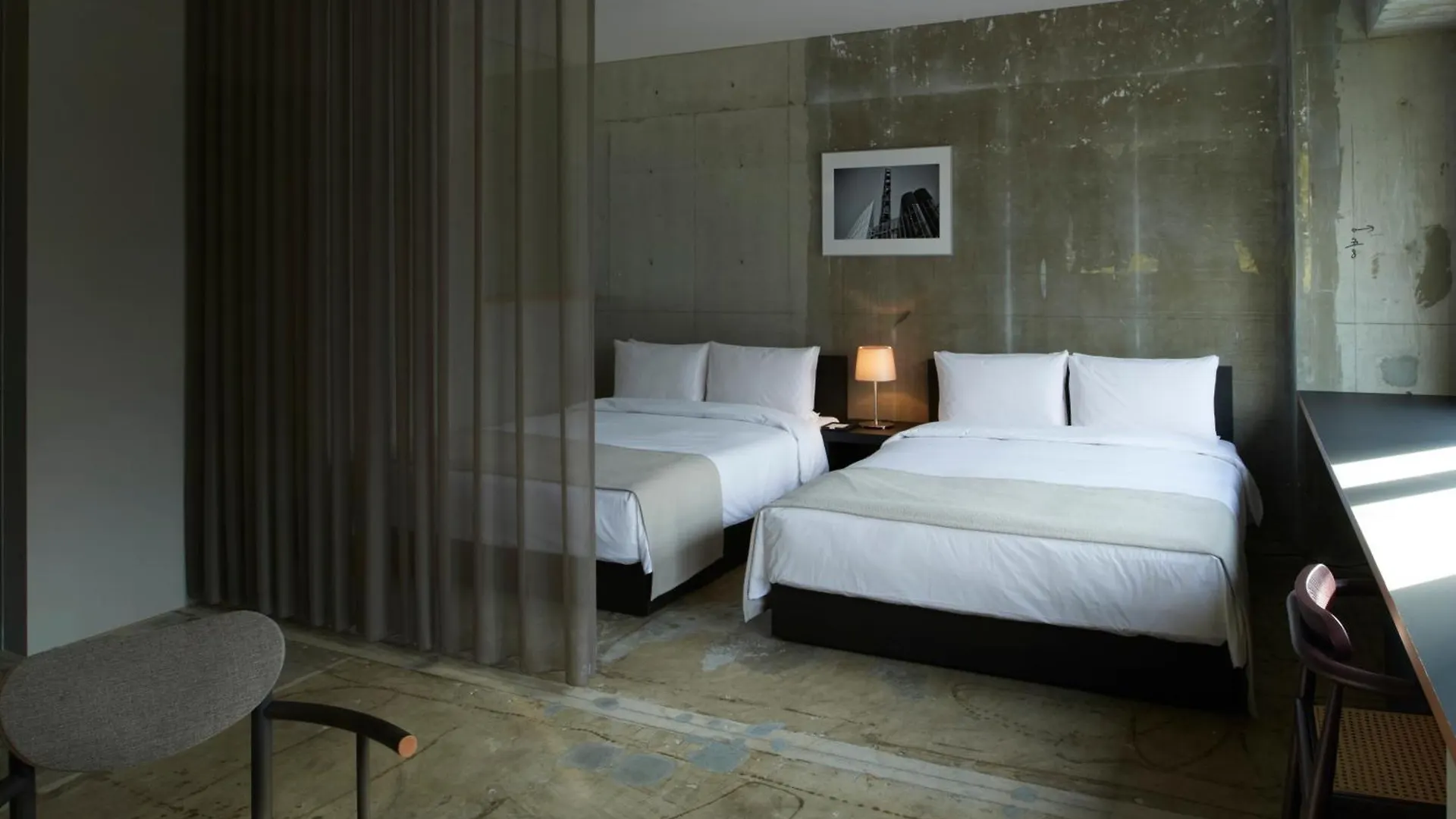 Tones Osaka Hotell