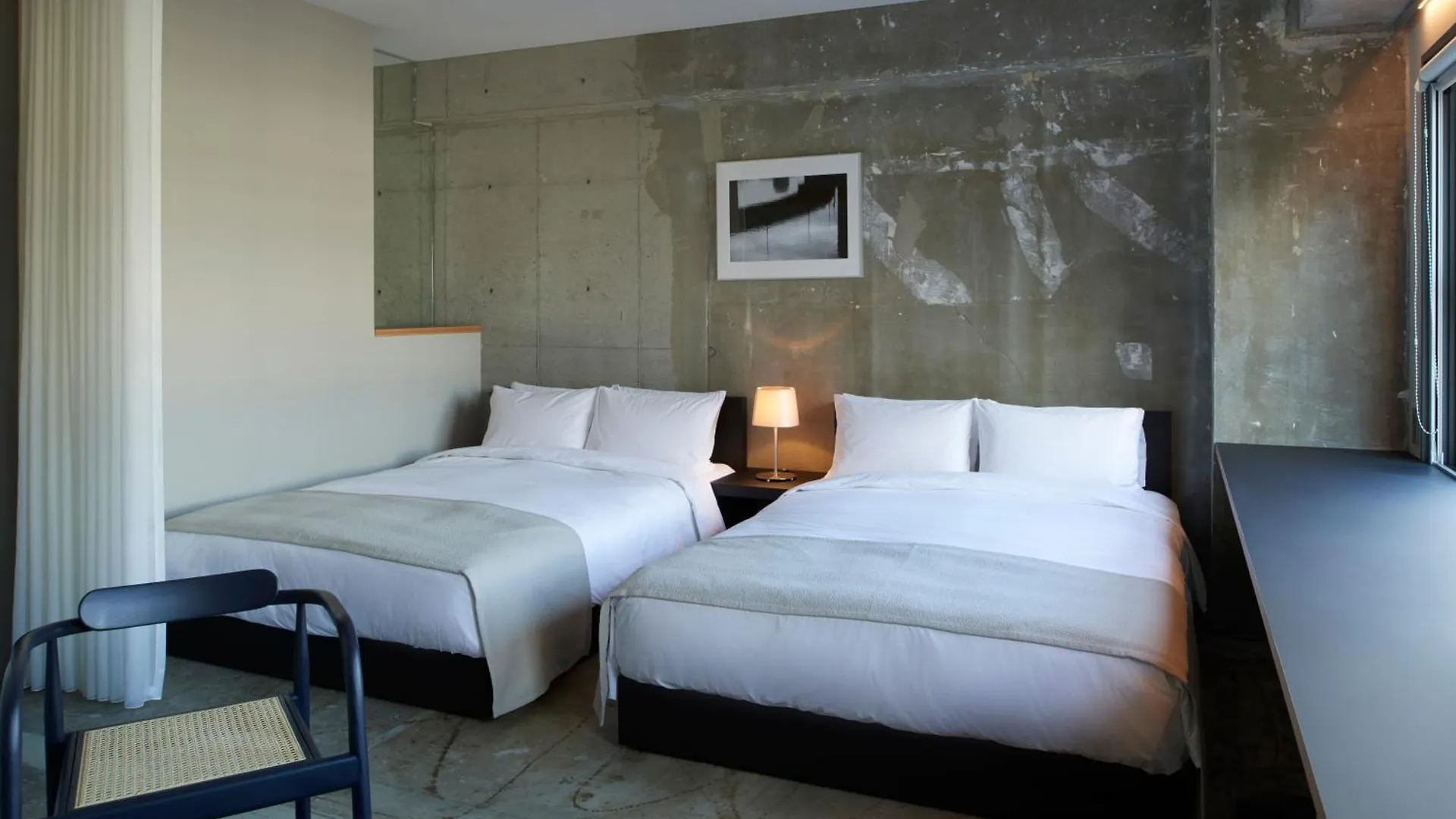 Tones Osaka Hotell