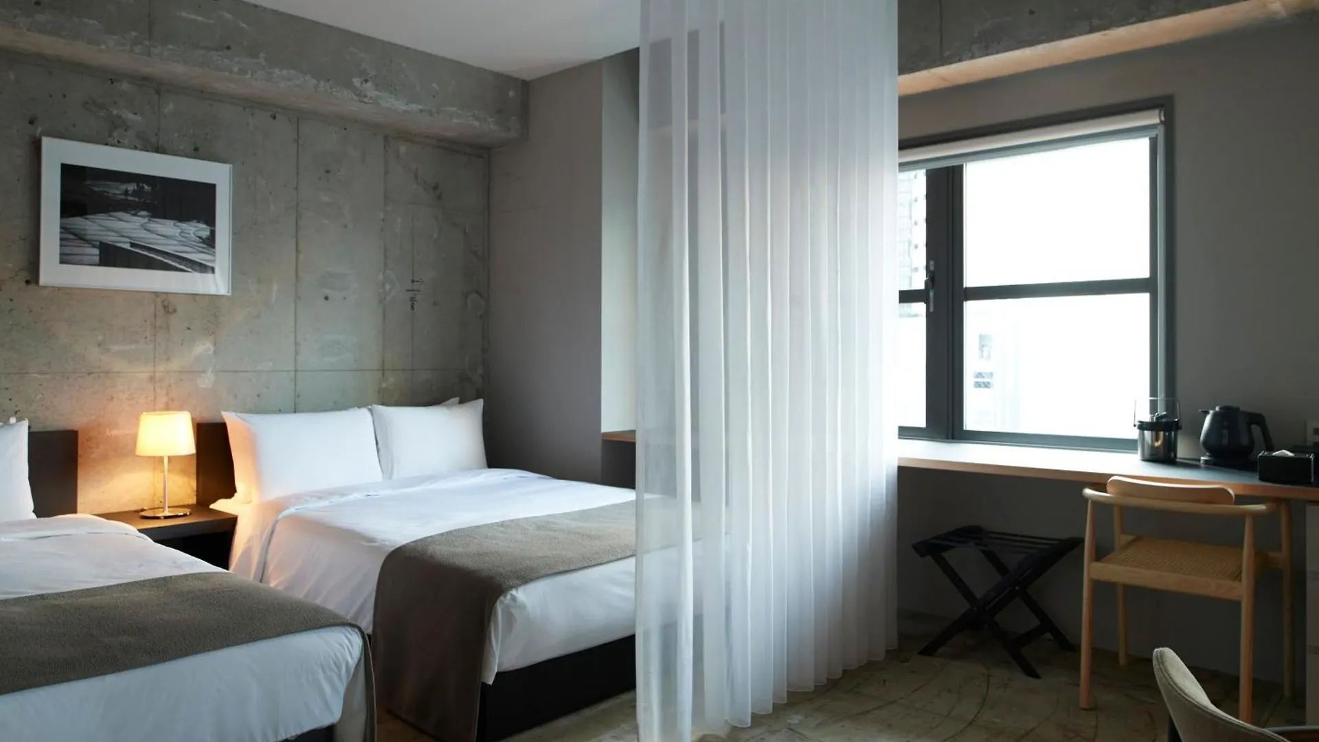 Hotel Tones Osaka 3*,