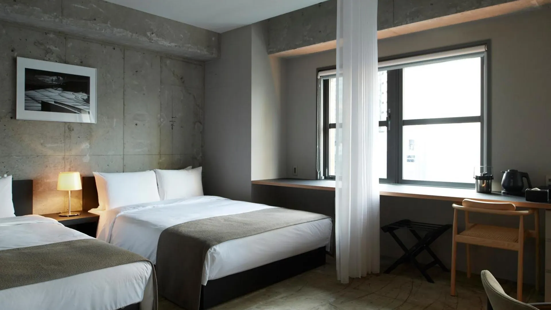 Hotel Tones Osaka Japón