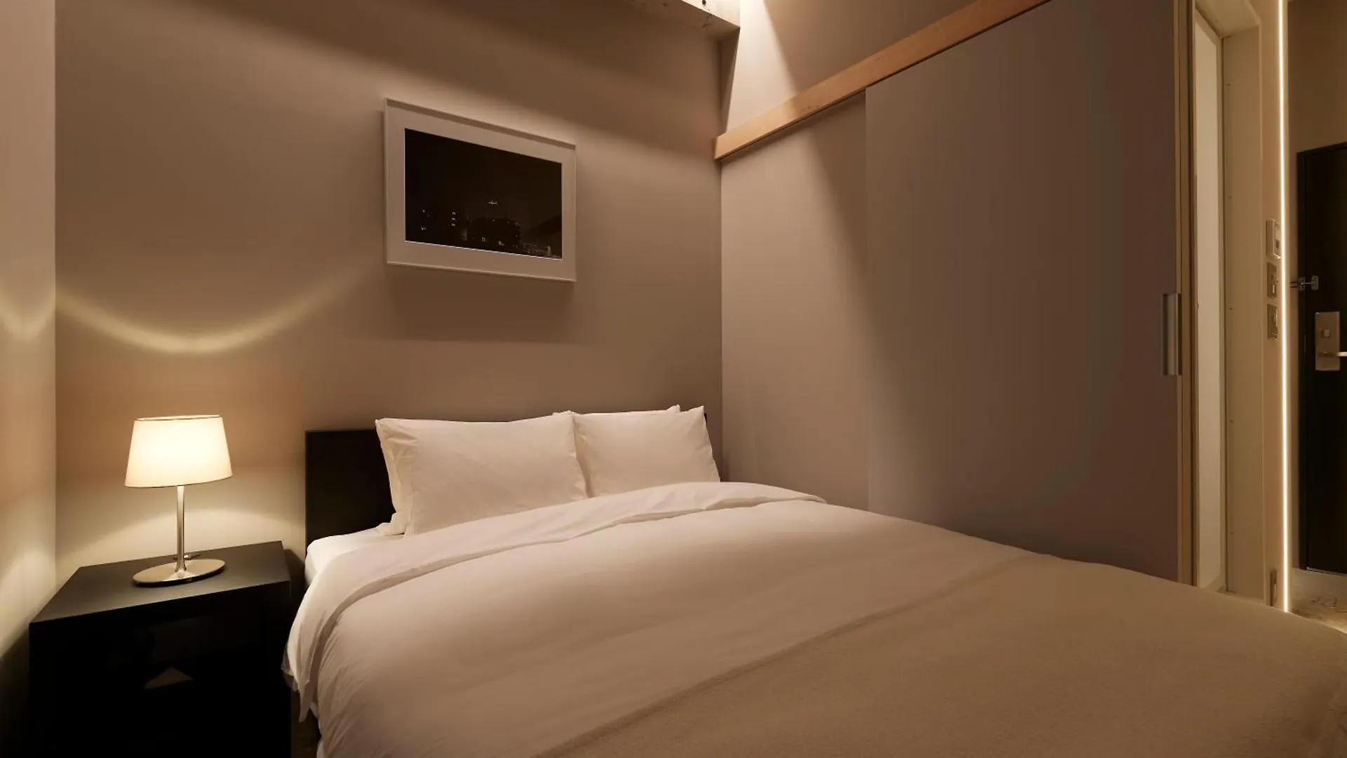 Hotel Tones Osaka